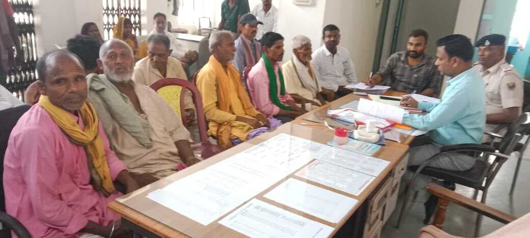 जनता दरबार में चार मामलों का किया गया निष्पादन