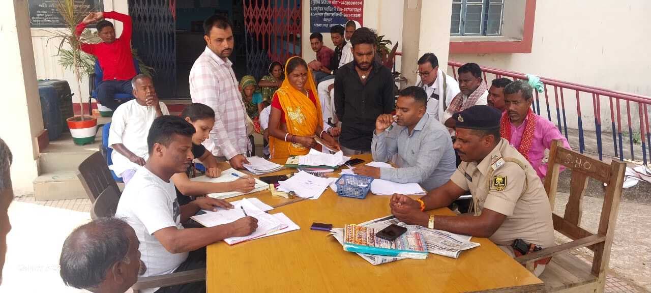 चांदन व जयपुर थाना में जनता दरबार का हुआ आयोजन