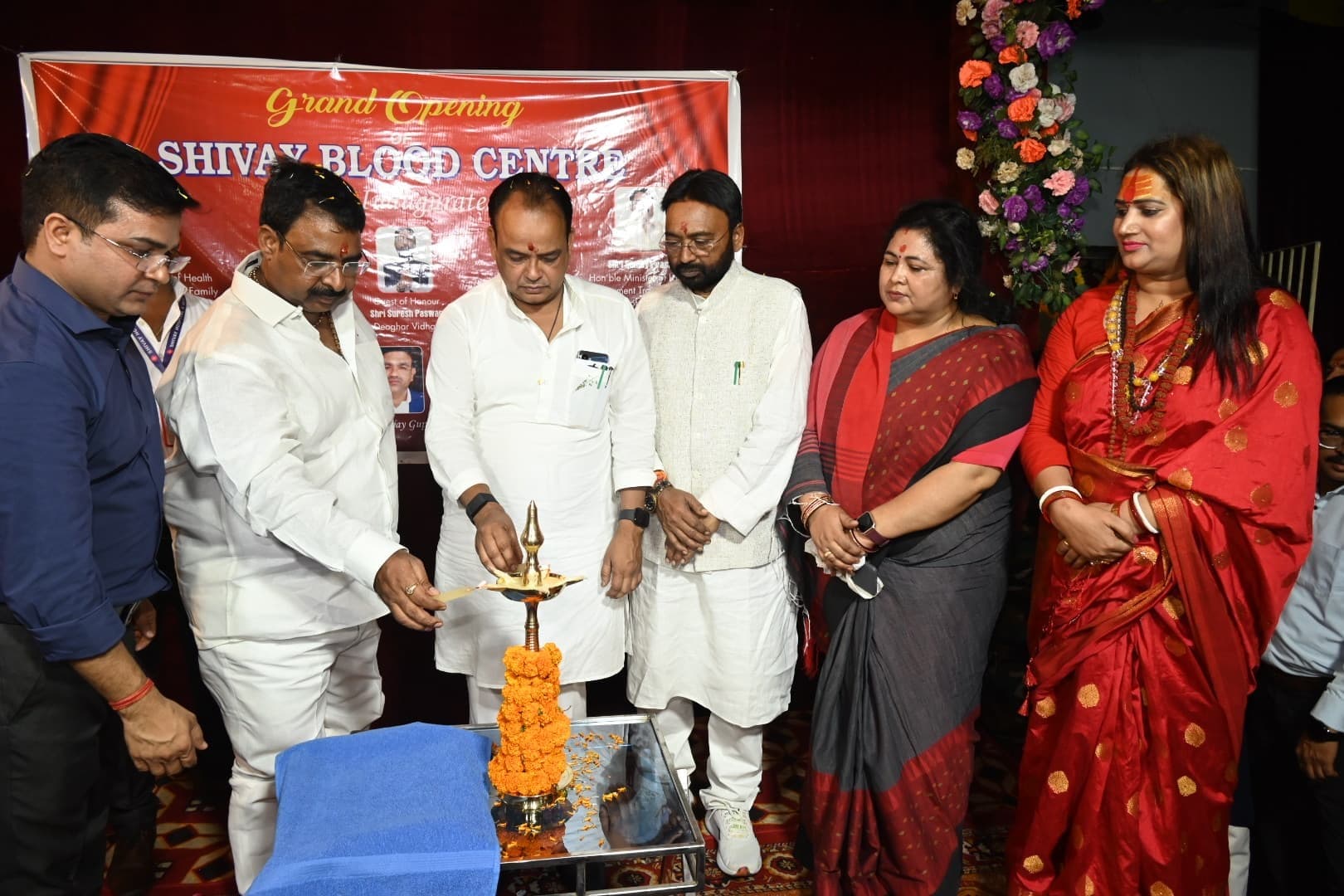 Deoghar news : शिवाय हॉस्पिटल में ब्लड सेंटर का स्वास्थ्य मंत्री व श्रम रोजगार मंत्री ने किया उद्घाटन