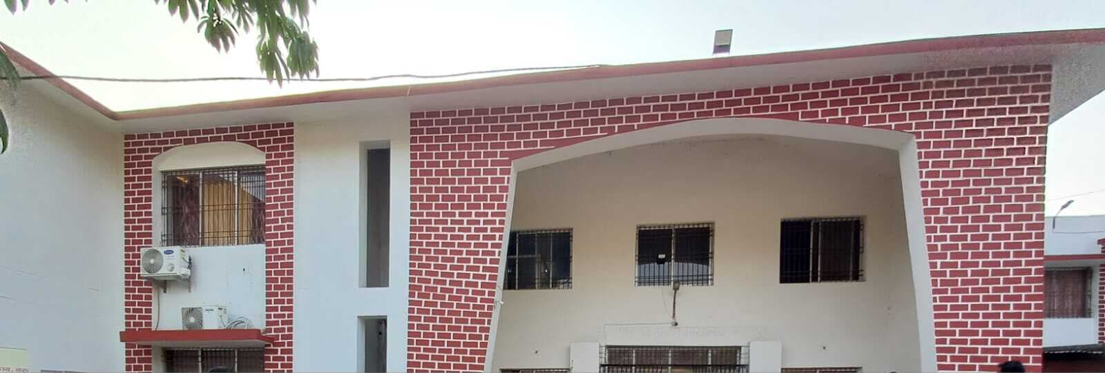 Deoghar news : मोहनपुर में लगान रसीद के 40 आवेदन पेंडिंग, म्यूटेशन का रजिस्टर तक अपडेट नहीं