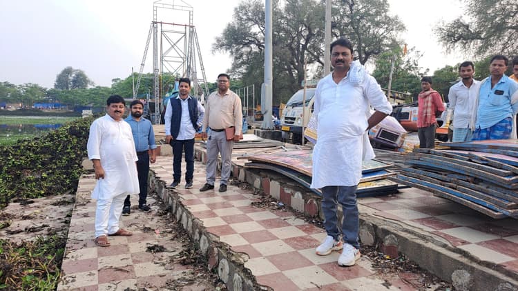 बिसुआ मेला स्थल का जिला खेल अधिकारी ने किया निरीक्षण