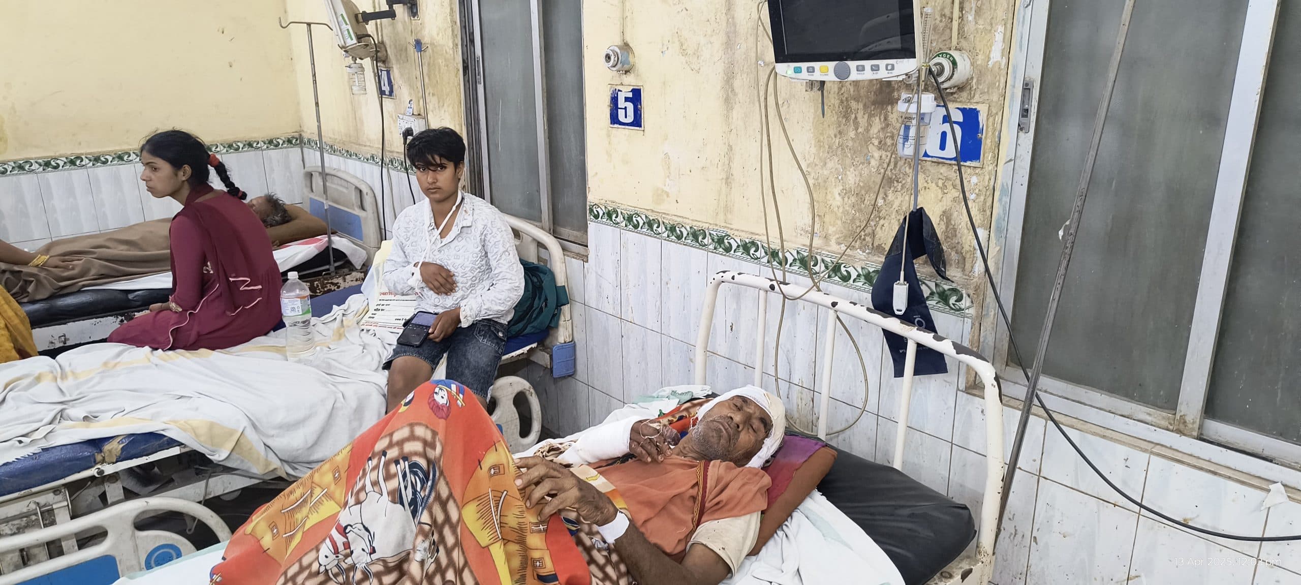 सिधवलिया में संपत्ति विवाद को लेकर मारपीट, एक पक्ष से पांच लोग घायल