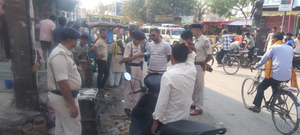 Motihari: विशेष अभियान के तहत की गयी वाहनों की जांच