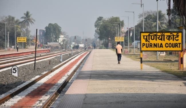 कोर्ट स्टेशन पर बनने वाले स्टोन रैक प्वाइंट को अन्यत्र ले जाने की मांग