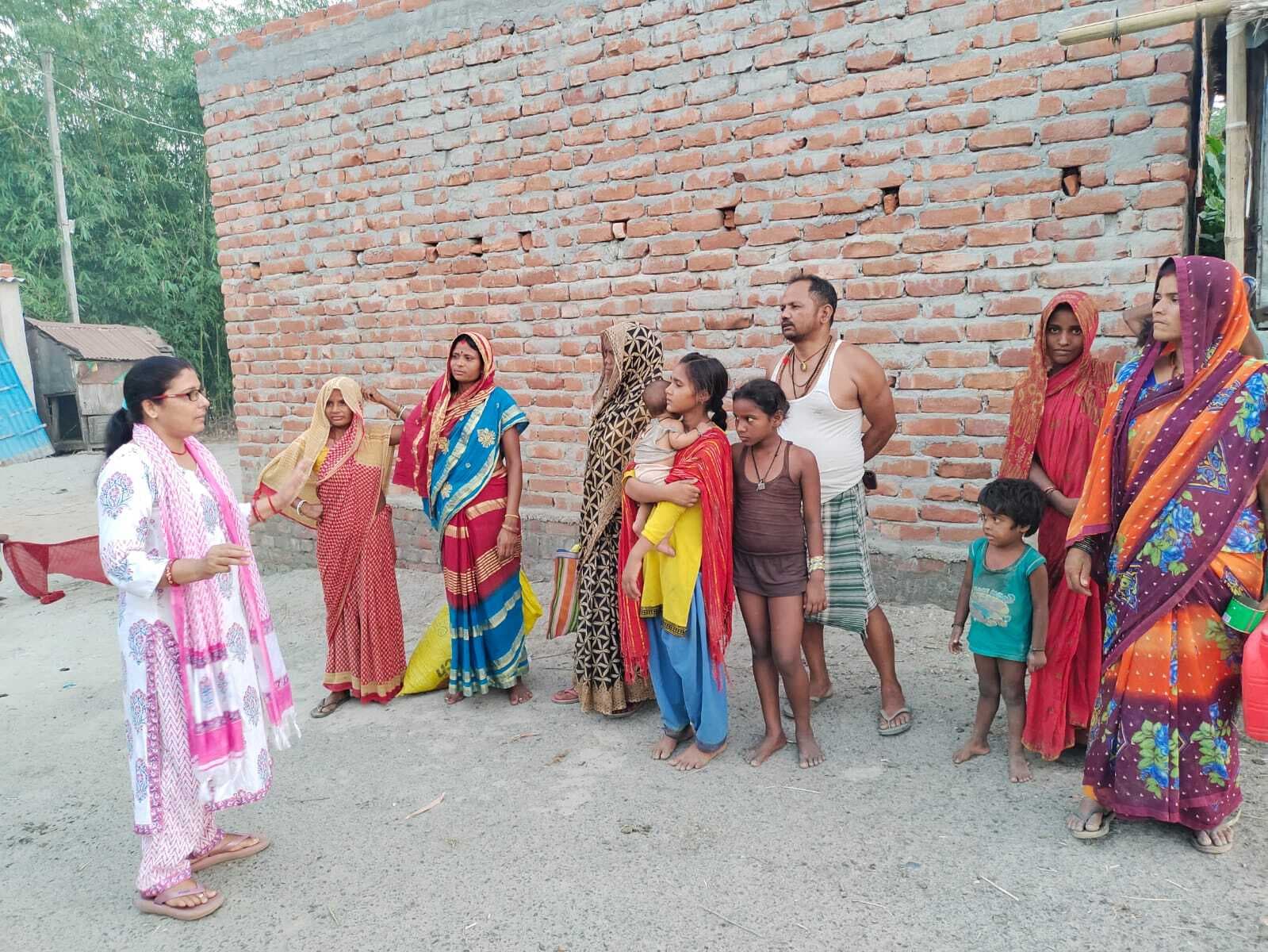 शिक्षिका ने वंचित समाज के बच्चों के बीच शिक्षा से जुड़ने का चलाया अभियान