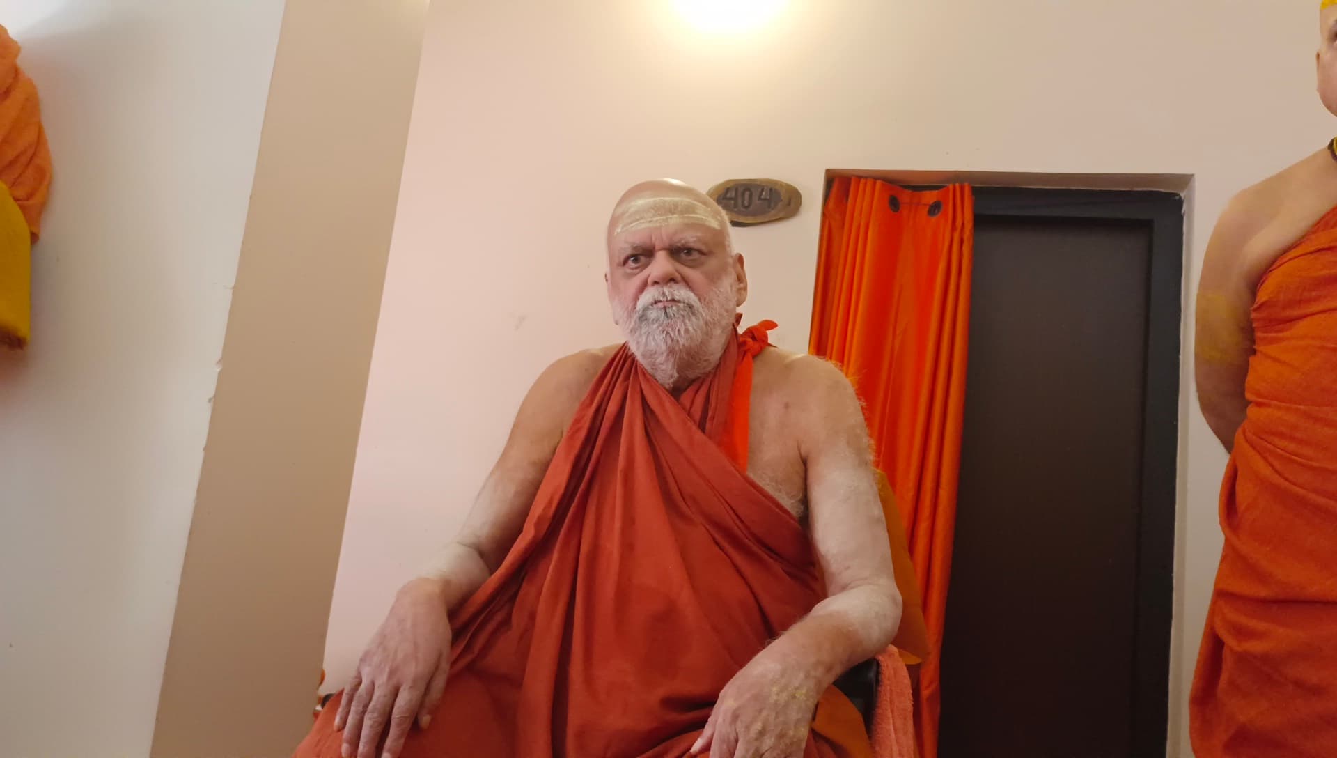 deoghar news : शंकराचार्य निश्चलानंद जी ने दिया सनातन धर्म रक्षा का संदेश