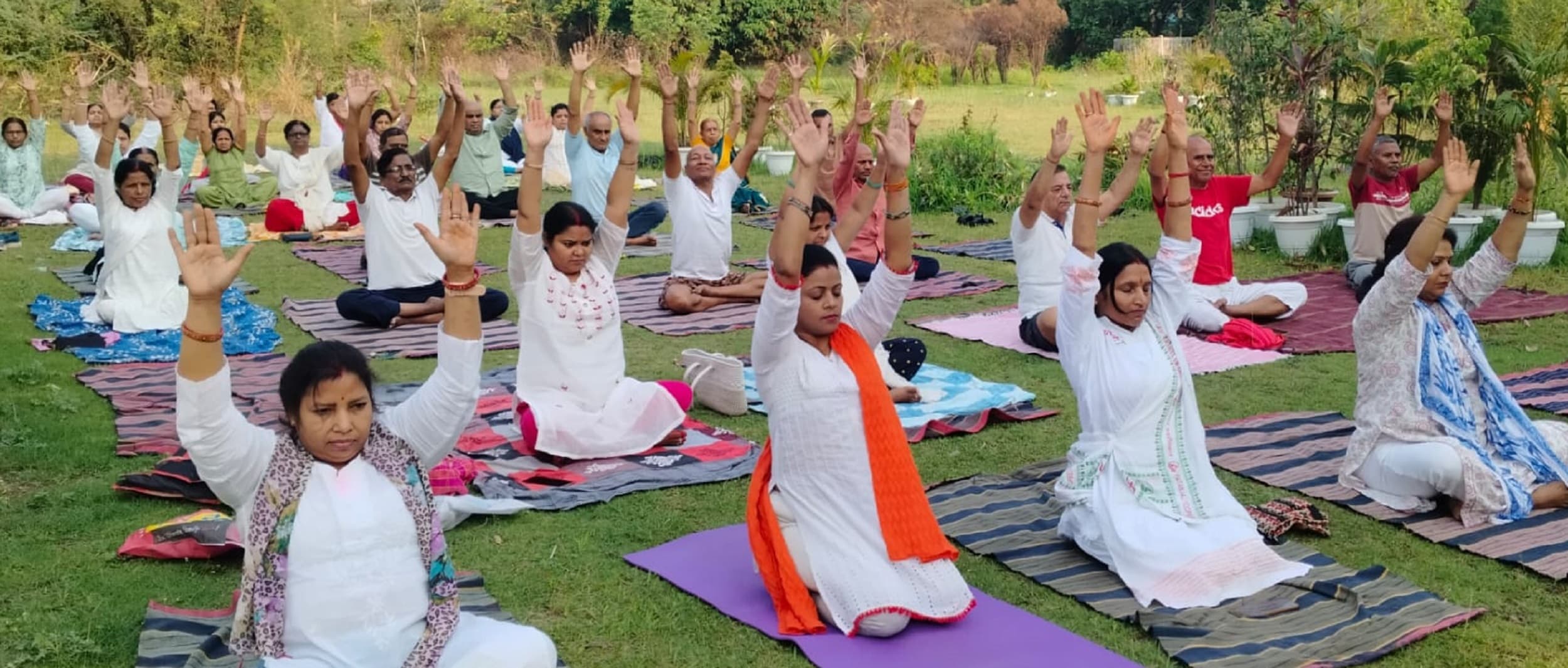 Bokaro News : बीमारी व तनाव से बचने के लिए योग जरूरी : जगदीश चौधरी