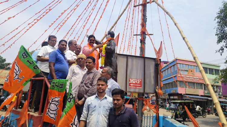 भाजपाइयों ने जयंती पर बाबा साहब को किया याद