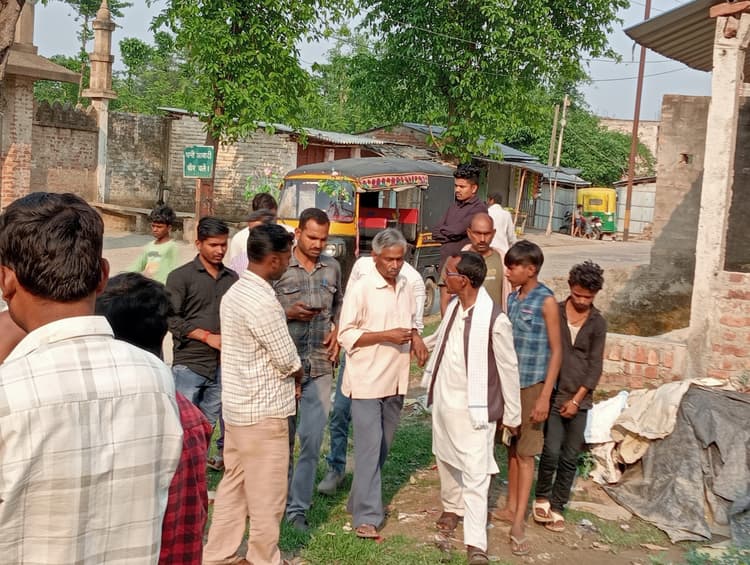 कालाबाजारी के लिए ले जाया जा रहा बीज पकड़ाया