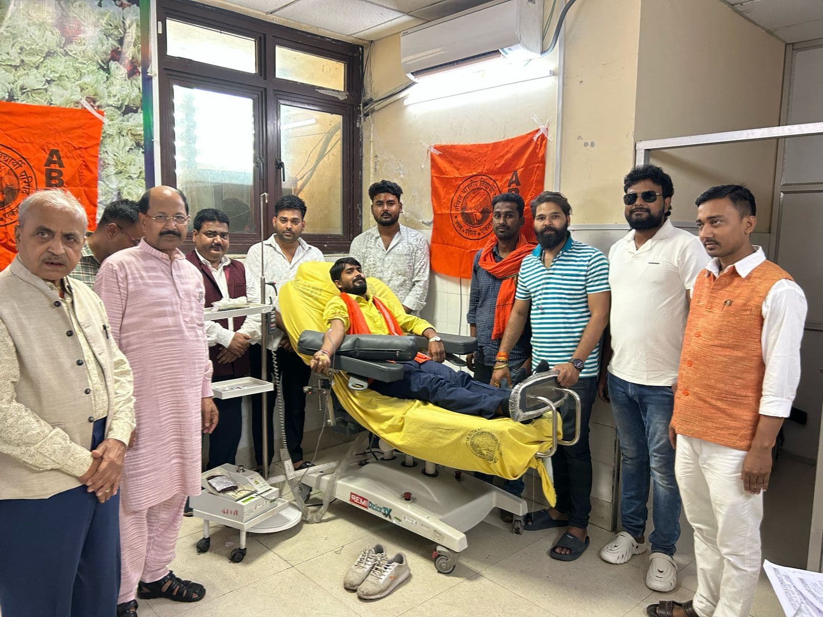 जननायक कर्पूरी ठाकुर मेडिकल कॉलेज व अस्पताल में लगा रक्तदान शिविर