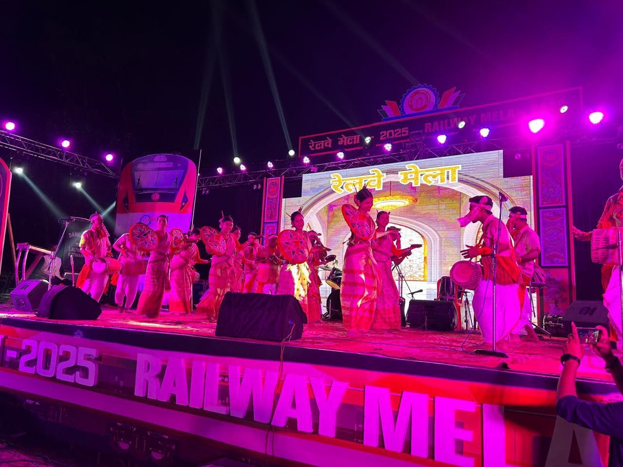 तीन दिवसीय रेल मेला सांस्कृतिक उत्साह के साथ संपन्न