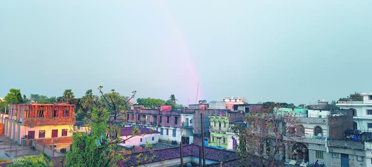 Saran News : दिघवारा में मौसम ने बदला मिजाज, मूसलाधार बारिश से जनजीवन अस्त-व्यस्त