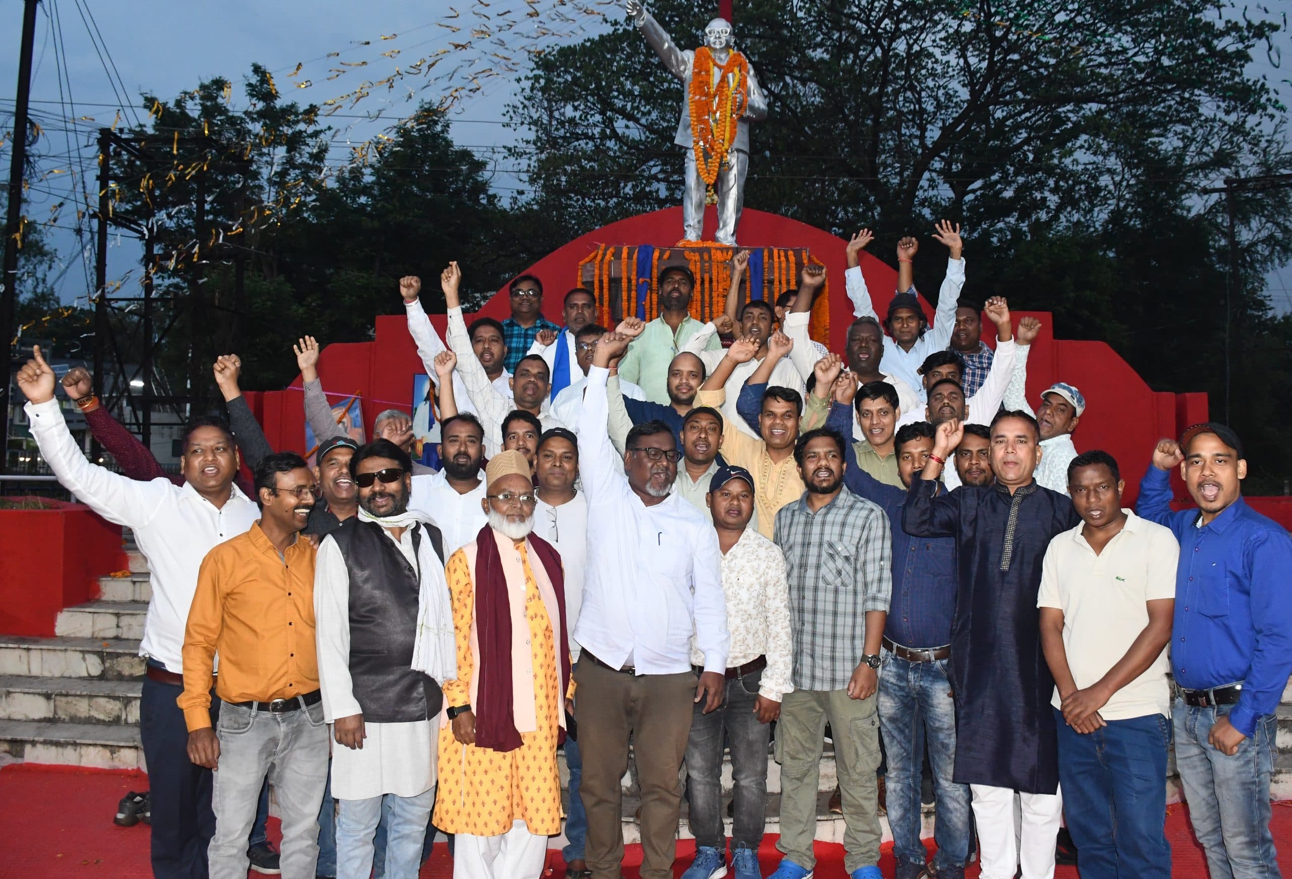 Bokaro News : डॉ आंबेडकर के बताये मार्ग पर चलने की जरूरत : महापात्रा