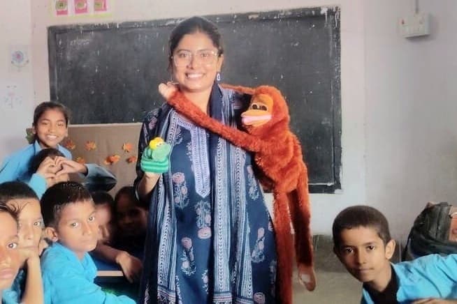 Samastipur News:कठपुतली कला से बच्चों में बो रही शिक्षा का संस्कार