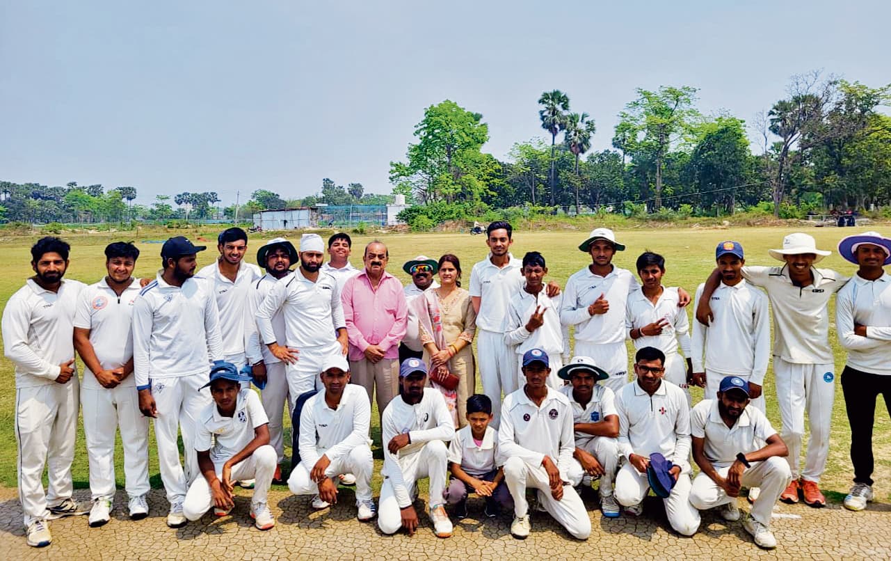 hajipur news. दानापुर ने बेगूसराय को हराकर सेमीफाइनल में बनायी जगह