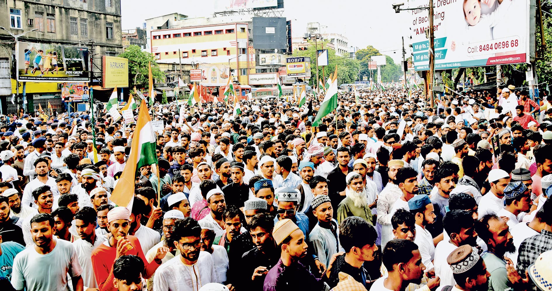 वोट बैंक के लिए धर्म से खेल रहीं भाजपा व तृणमूल : नौशाद