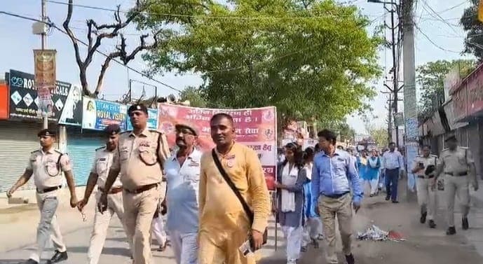 विनाशक होती है अनियंत्रित आग