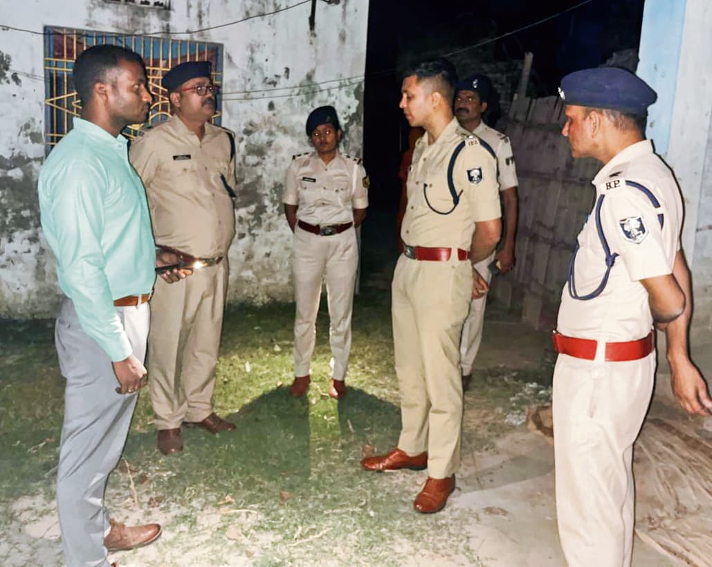 Gopalganj News  : गैंगरेप के मामले में गिरफ्तारी नहीं होने पर राजनीति गरम, राजद विधायक ने जतायी नाराजगी