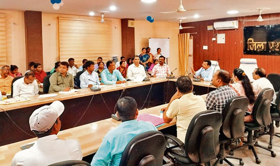 hajipur news. हर टोला तक पहुंचेगी सरकारी सेवा, 19 से लगाये जायेंगे विशेष शिविर : डीडीसी