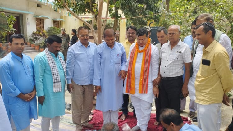 Samastipur News:मंत्री ने किया सरस्वती शिशु मंदिर में नये भवन का शिलान्यास