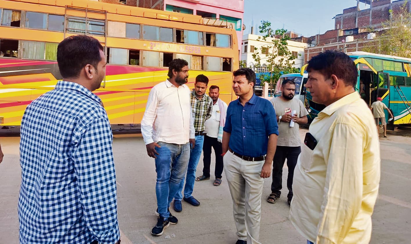 रामच्रद्रपुर बस स्टैंड, बिहार क्लब समेत कई अन्य निर्माण स्थलों का प्रबंधक निदेशक ने किया निरीक्षण