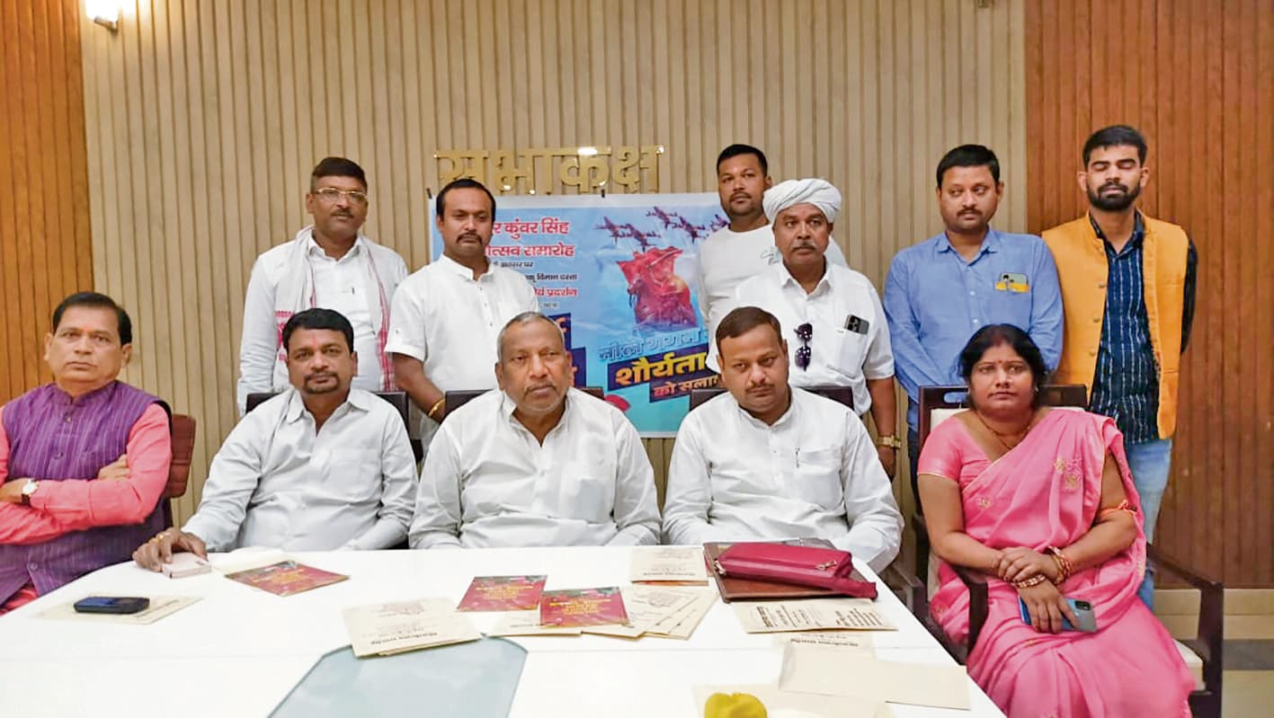 विजयोत्सव समारोह पटना में भारतीय वायुसेना का शौर्य प्रदर्शन