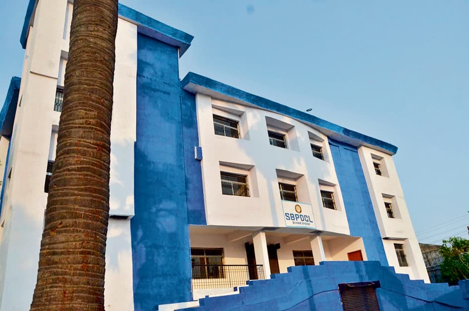 सोहसराय पावर सब स्टेशन में लगाये गये 10 एमवीए के नये ट्रांसफॉर्मर