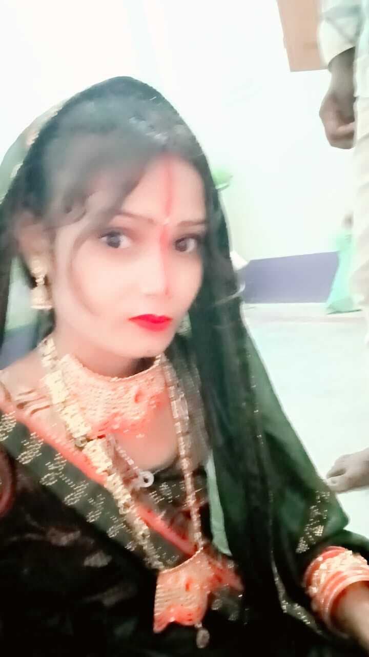 Bhagalpur News: मोबाइल पर बात करने से पति ने रोका, तो पत्नी ने की खुदकुशी