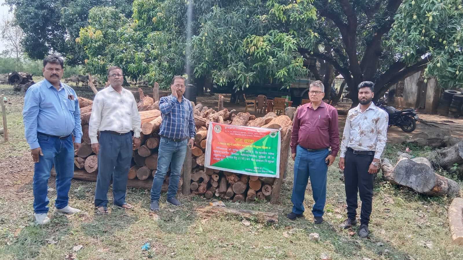 West Singbhum News : शवदाह के लिए नि:शुल्क लकड़ी उपलब्ध करायेगा वन विभाग