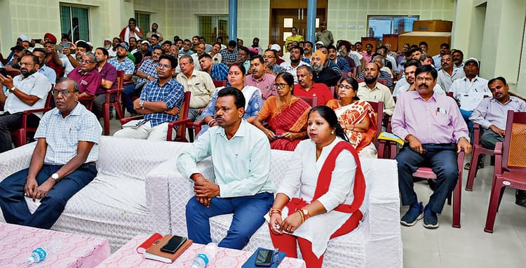 Rourkela News: राउरकेला नया बस स्टैंड का बदलेगा रंग-रूप, पुनर्निर्माण की प्रक्रिया शुरू