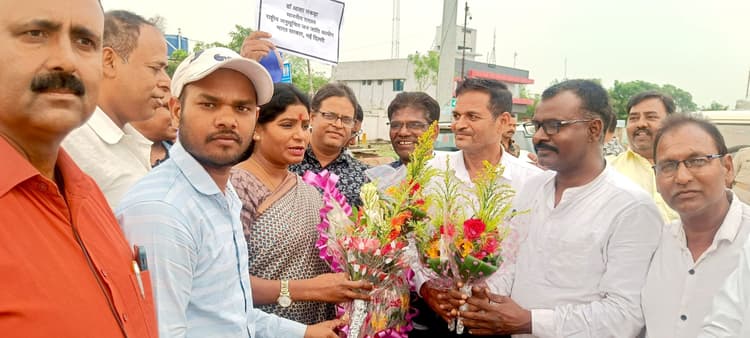 Dhanbad News: एससी-एसटी काउंसिल के सदस्यों ने आशा लकड़ा का किया स्वागत