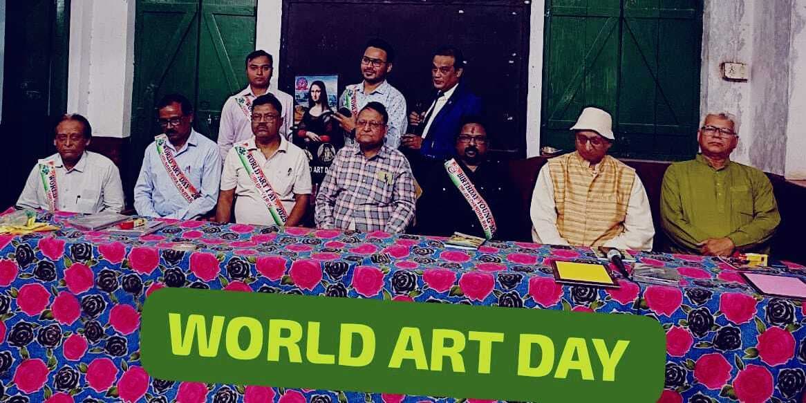 विश्व कला दिवस पर कलाकारों को किया सम्मानित