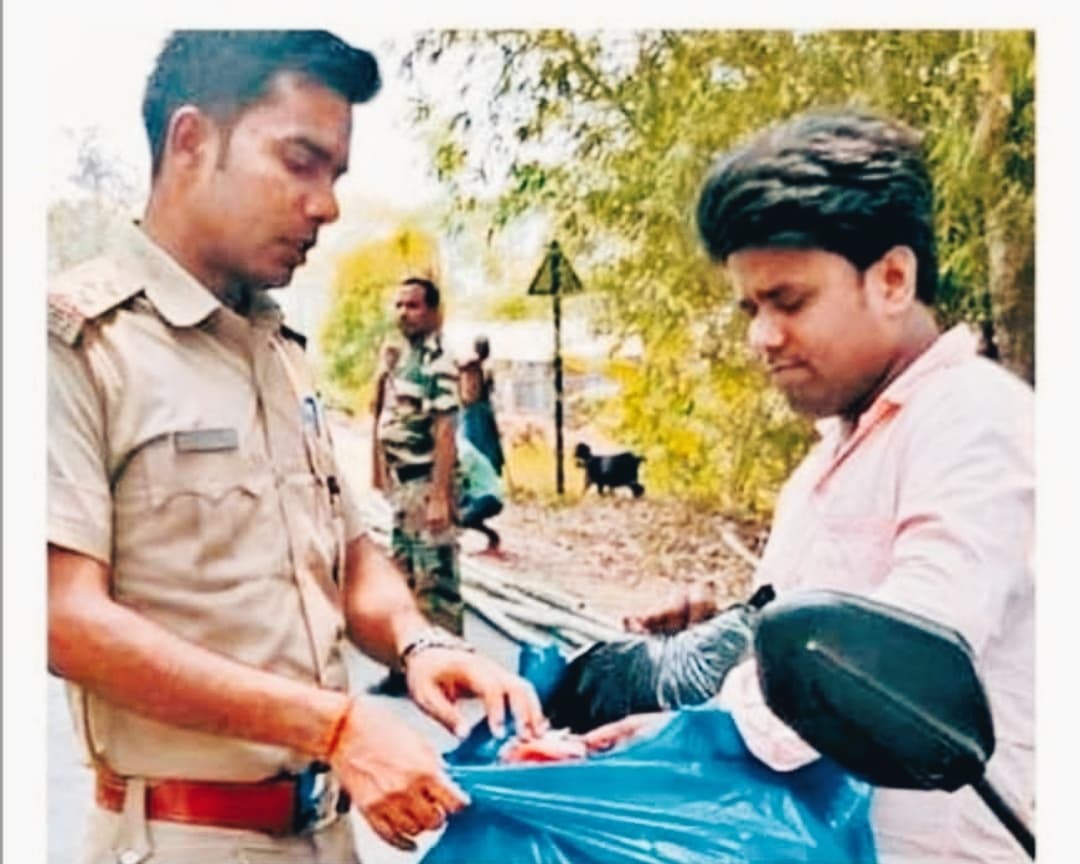 वाहन जांच के दौरान शरीर की भी तलाशी