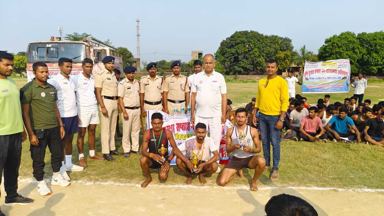 अग्निशमन सेवा सप्ताह पर मैराथन का आयोजन, विजेताओं को किया गया सम्मानित