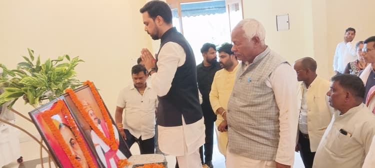 जगदेव बाबू के सपनों को साकार करने पर मानपुर में हुई बैठक