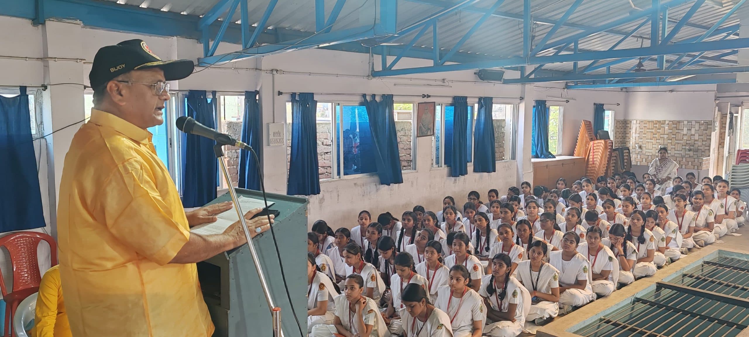 जीवन में अनुशासन, समर्पण व आत्मनिर्भरता आवश्यक : कर्नल विजय ठाकुर