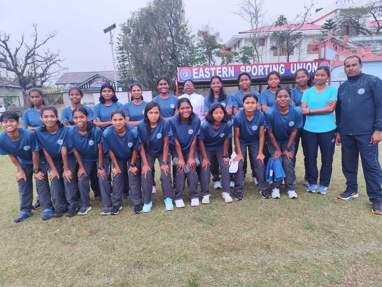 स्कूली राष्ट्रीय फुटबॉल प्रतियोगिता में बालिका और बालक टीम का शानदार प्रदर्शन