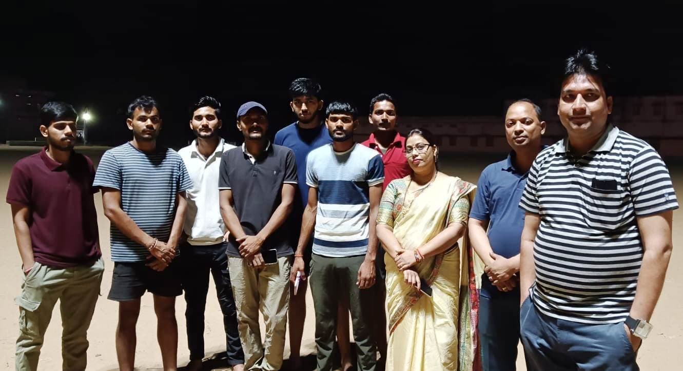 Aurangabad News : सार्वजनिक स्थानों पर लगे हाइ मास्ट लाइट