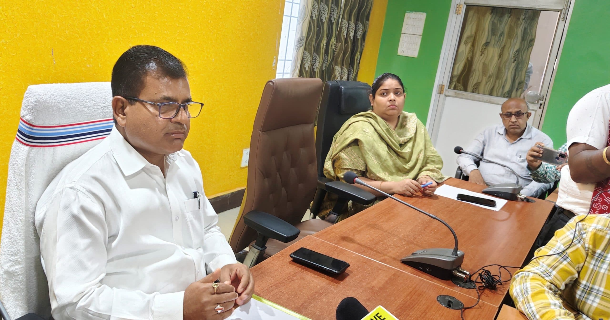 Aurangabad News : बारुण और देव नगर पंचायत में होगा होल्डिंग टैक्स का निर्धारण