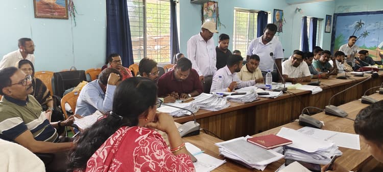 प्रखंड स्तरीय जनसुनवाई में 85569 रुपये का लगाया गया जुर्माना