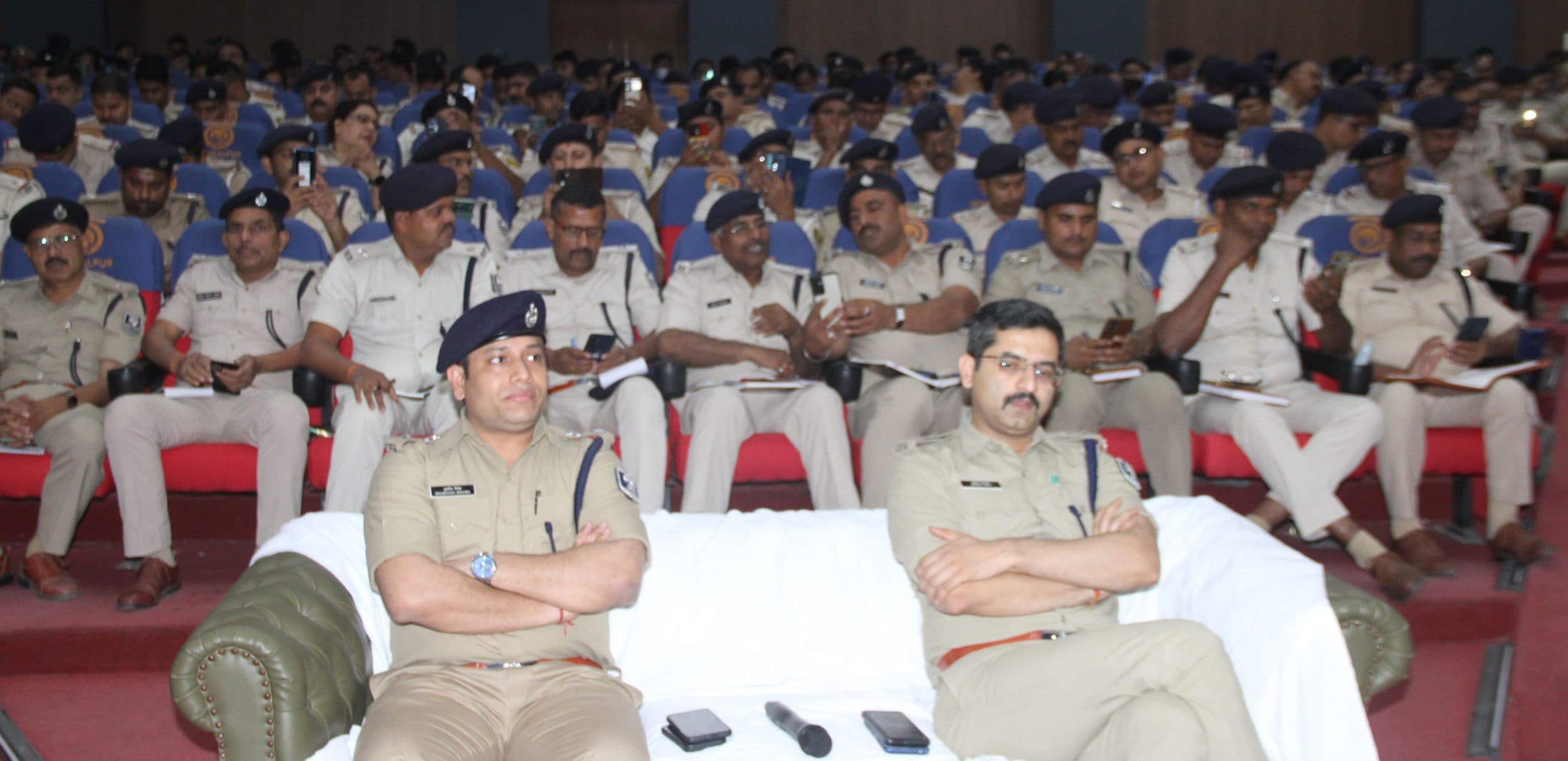 Bhagalpur News: सभी पदाधिकारी मोबाइल पर ई-साक्ष्य डाउनलोड कर अपलोड करें साक्ष्य : एसएसपी