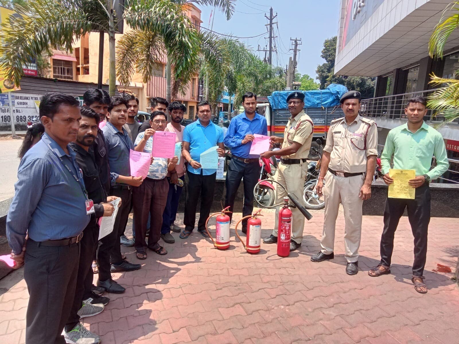 Giridih News :अग्नि सुरक्षा सप्ताह के तहत मॉकड्रिल का आयोजन