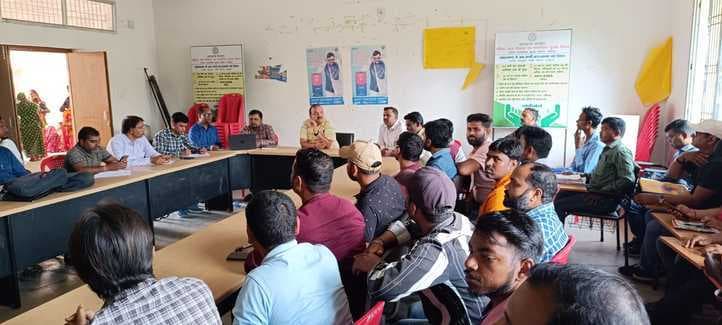 पंचायत स्तरीय योजनाओं के क्रियान्वयन में बरतें पारदर्शिता : बीडीओ