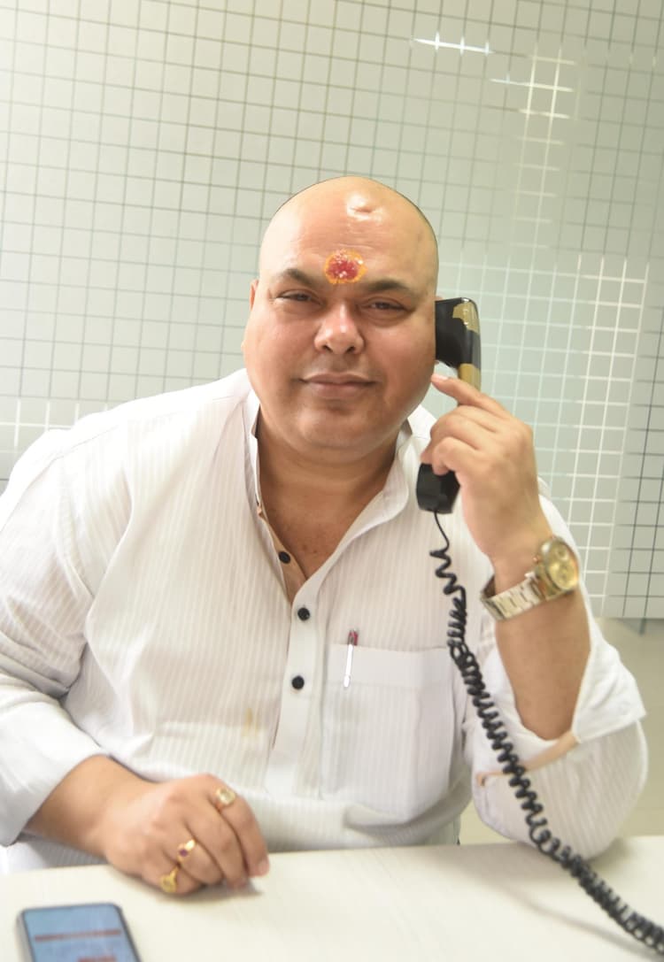 कुंडली में सूर्य की अच्छी स्थिति सरकारी नौकरी का रास्ता खोलता है