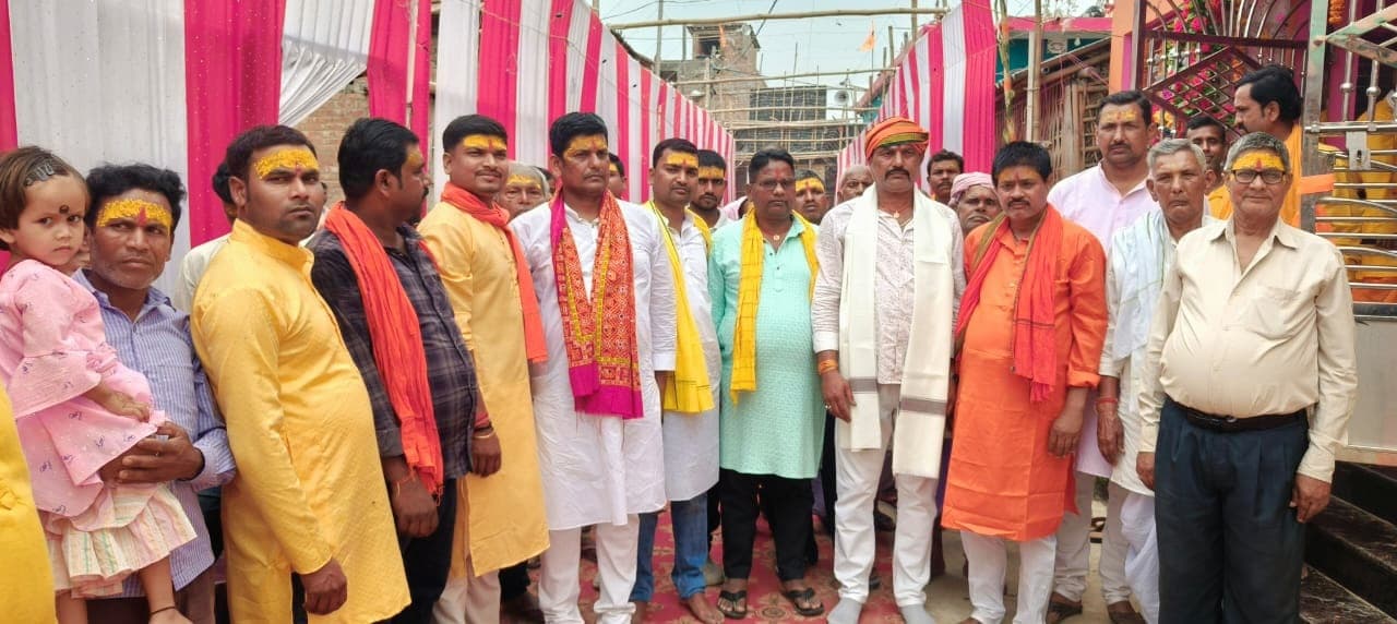 मनिहारी के महुअर में महायज्ञ भक्ति माहौल में शुरू