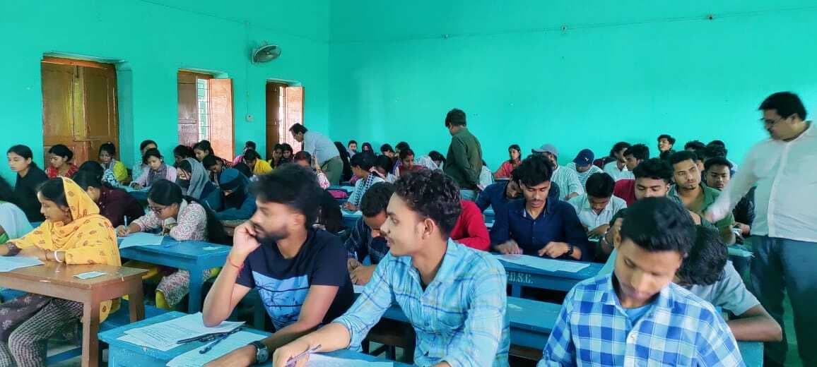 आरडीएस कॉलेज में कदाचार मुक्त हुई सीआईए परीक्षा