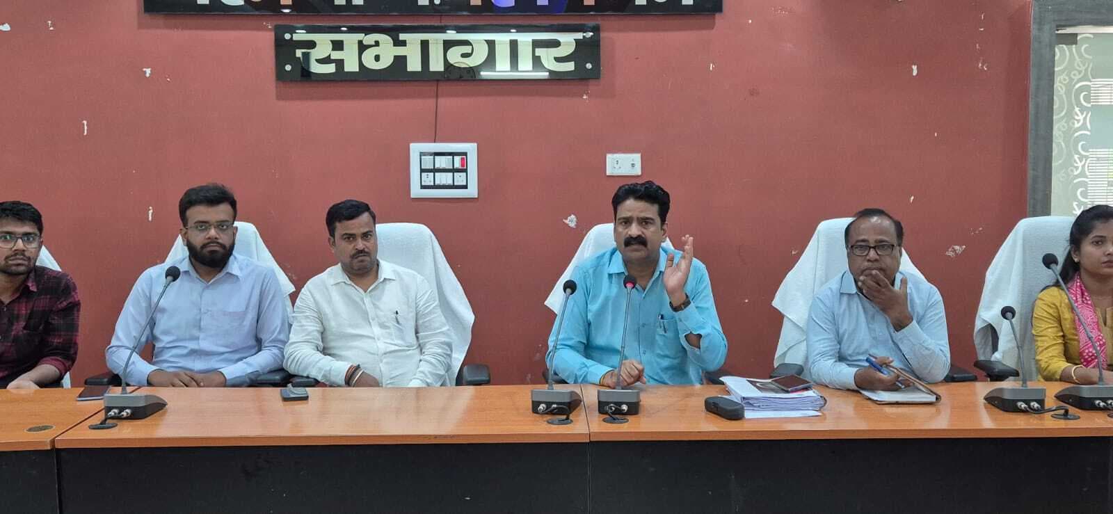 Darbhanga News: पीएम के कार्यक्रम को लेकर दरभंगा में ठहरेंगे अधिकारी व राजनेता