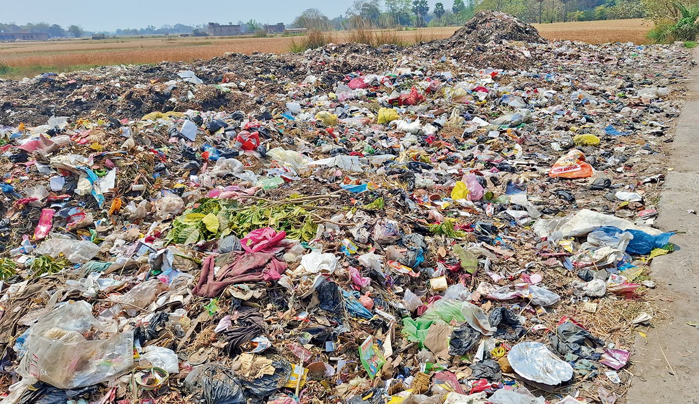 siwan news. कुछ पंचायतों को छोड़ अन्य जगह बंद है कचरा का उठाव, प्रसंस्करण इकाइयों में महीनों से लटके हैं ताले