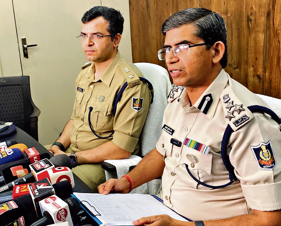 Rourkela News: ट्रैफिक, साइबर और अपराध नियंत्रण के लिए राउरकेला पुलिस का हेल्पलाइन नंबर जारी