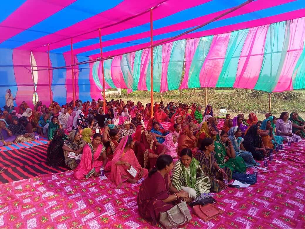 महिला संवाद कार्यक्रम में जीविका दीदियों को योजनाओं की दी जानकारी